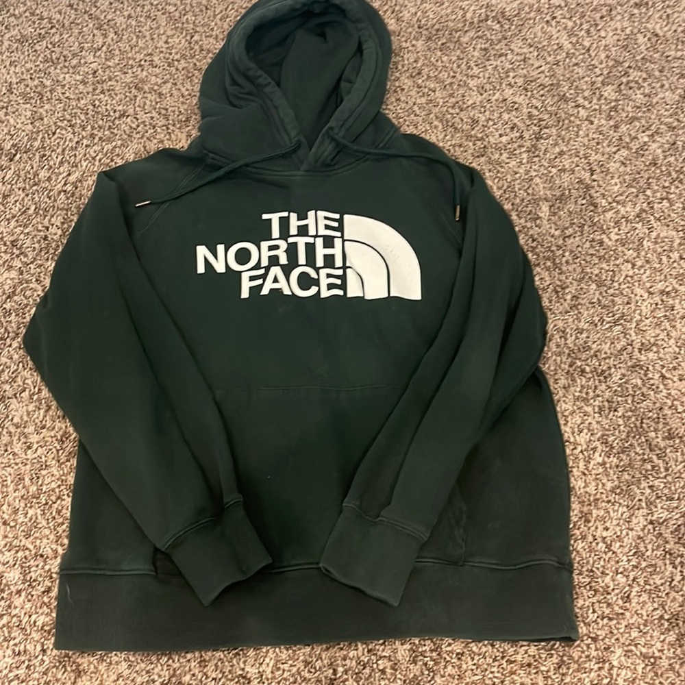 Medium north face sweatshirt